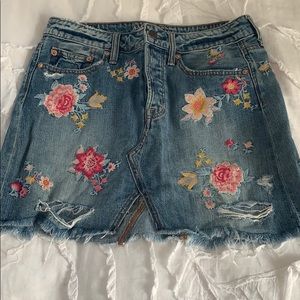 American Eagle Skirt